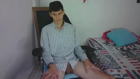 EthanColeeman online show from January 18, 7:38 am