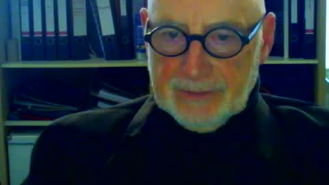 Snapshot of etonne chatting on December 9, 10:11 am etonne online show from December 9, 10:11 am