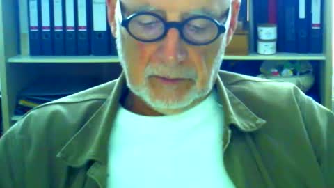 Snapshot of etonne chatting on September 24, 10:18 am etonne online show from September 24, 10:18 am