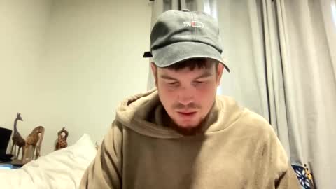 etphonehome369 online show from November 17, 5:19 pm