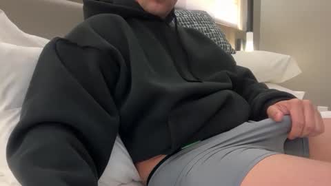 eu_dude online show from November 18, 2:39 am