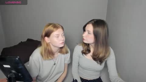 Snapshot of eumomino chatting on October 17, 2:19 pm Veronica Tiia Lilith left to right online show from October 17, 2:19 pm