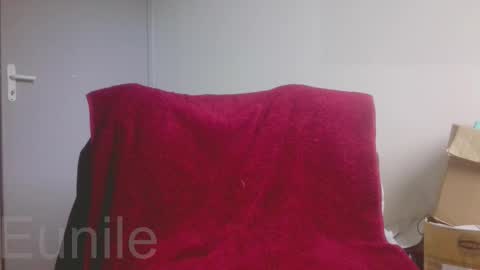 eunile online show from October 23, 2:49 pm