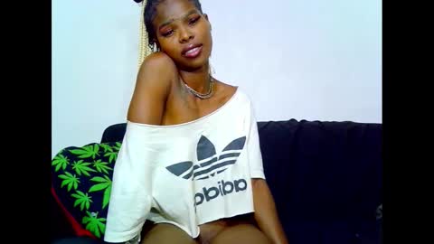 Snapshot of eva4him831 chatting on January 26, 11:08 pm eva4him831 online show from January 26, 11:08 pm