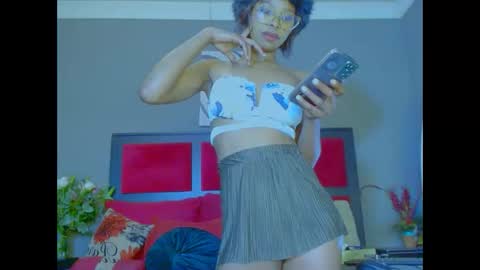 Snapshot of eva4him831 chatting on September 24, 1:09 am eva4him831 online show from September 24, 1:09 am