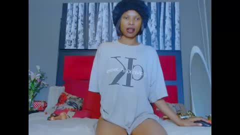 Snapshot of eva4him831 chatting on October 3, 10:07 pm eva4him831 online show from October 3, 10:07 pm