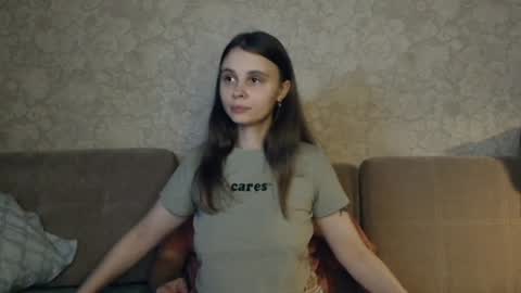 Eva Calvin online show from December 6, 3:55 pm