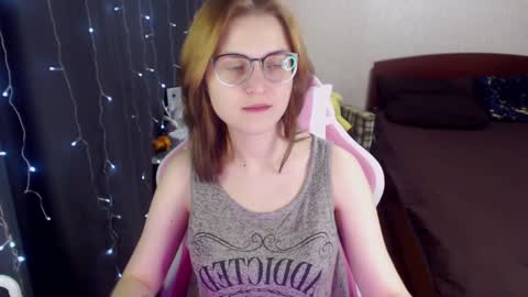 Snapshot of eva_orchid chatting on February 1, 9:43 am Eva online show from February 1, 9:43 am