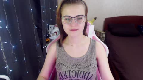 Snapshot of eva_orchid chatting on February 2, 9:40 am Eva online show from February 2, 9:40 am