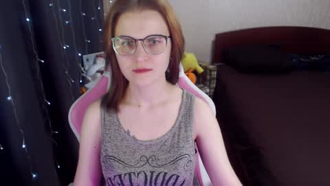 Snapshot of eva_orchid chatting on February 4, 1:59 pm Eva online show from February 4, 1:59 pm