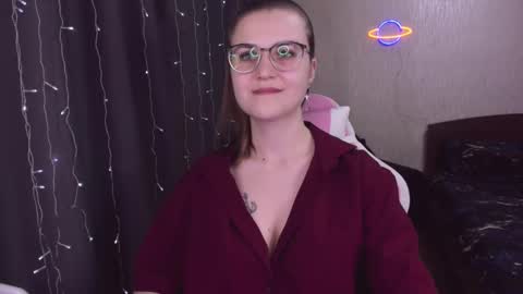 Snapshot of eva_orchid chatting on February 20, 4:25 pm Eva online show from February 20, 4:25 pm