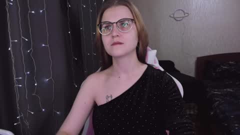 Snapshot of eva_orchid chatting on February 22, 4:30 pm Eva online show from February 22, 4:30 pm