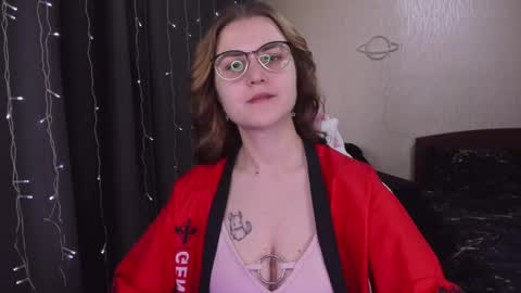 Snapshot of eva_orchid chatting on February 25, 9:53 am Eva online show from February 25, 9:53 am