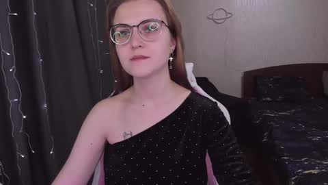 Snapshot of eva_orchid chatting on March 1, 5:05 pm Eva online show from March 1, 5:05 pm