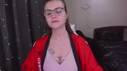 Snapshot of eva_orchid chatting on March 2, 1:05 pm Eva online show from March 2, 1:05 pm