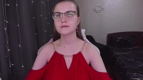 Snapshot of eva_orchid chatting on March 4, 5:13 pm Eva online show from March 4, 5:13 pm