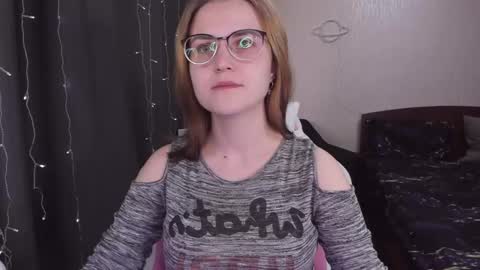 Snapshot of eva_orchid chatting on March 5, 10:33 am Eva online show from March 5, 10:33 am