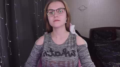 Snapshot of eva_orchid chatting on March 5, 4:46 pm Eva online show from March 5, 4:46 pm