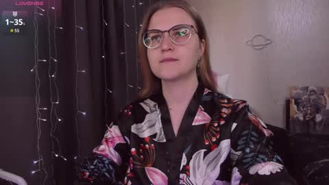 Snapshot of eva_orchid chatting on September 12, 10:37 am Eva online show from September 12, 10:37 am