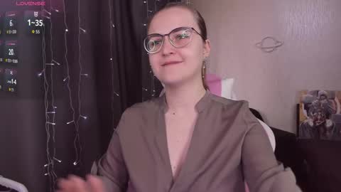 Snapshot of eva_orchid chatting on September 26, 10:41 am Eva online show from September 26, 10:41 am