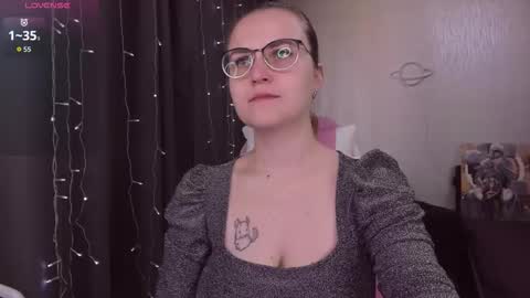 Snapshot of eva_orchid chatting on October 3, 10:23 am Eva online show from October 3, 10:23 am