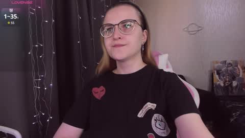 Snapshot of eva_orchid chatting on October 7, 11:51 am Eva online show from October 7, 11:51 am