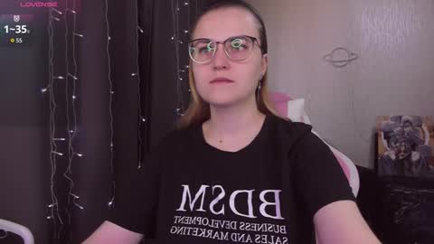 Snapshot of eva_orchid chatting on October 8, 10:02 am Eva online show from October 8, 10:02 am