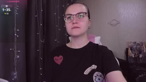 Snapshot of eva_orchid chatting on October 15, 10:26 am Eva online show from October 15, 10:26 am