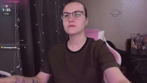 Snapshot of eva_orchid chatting on October 22, 10:26 am Eva online show from October 22, 10:26 am