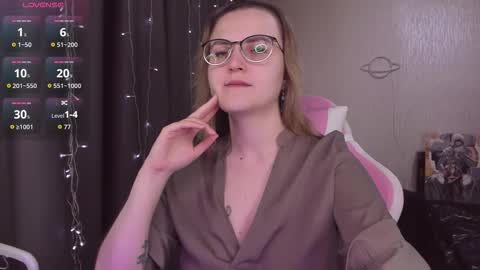 Snapshot of eva_orchid chatting on October 23, 10:47 am Eva online show from October 23, 10:47 am