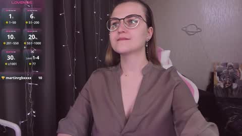 Snapshot of eva_orchid chatting on October 25, 10:45 am Eva online show from October 25, 10:45 am