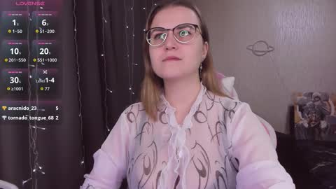 Snapshot of eva_orchid chatting on October 28, 10:30 am Eva online show from October 28, 10:30 am