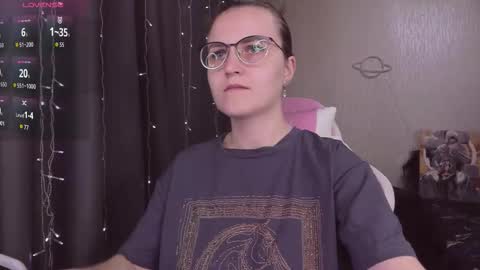 Snapshot of eva_orchid chatting on October 29, 11:56 am Eva online show from October 29, 11:56 am