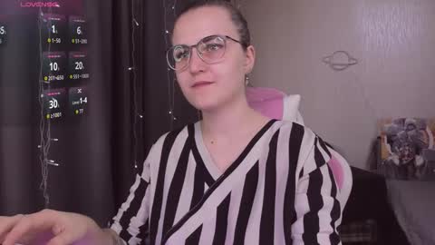 Snapshot of eva_orchid chatting on October 30, 10:06 am Eva online show from October 30, 10:06 am