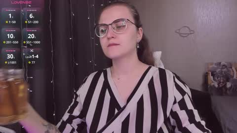 Snapshot of eva_orchid chatting on November 1, 9:55 am Eva online show from November 1, 9:55 am