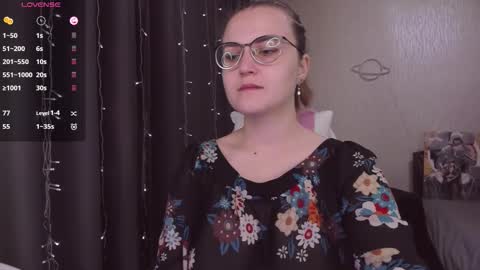 Snapshot of eva_orchid chatting on November 11, 10:15 am Eva online show from November 11, 10:15 am