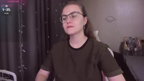 Snapshot of eva_orchid chatting on November 22, 10:58 am Eva online show from November 22, 10:58 am