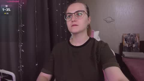 Snapshot of eva_orchid chatting on November 25, 10:59 am Eva online show from November 25, 10:59 am