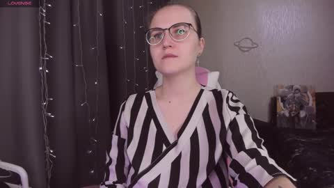 Snapshot of eva_orchid chatting on November 28, 11:13 am Eva online show from November 28, 11:13 am