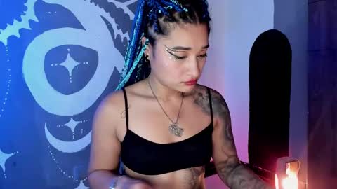 Snapshot of eva_sanderslee chatting on December 4, 7:06 am Eva online show from December 4, 7:06 am