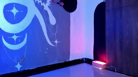 Snapshot of eva_sanderslee chatting on December 7, 6:32 am Eva online show from December 7, 6:32 am