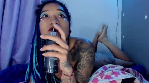 Snapshot of eva_sanderslee chatting on December 17, 9:50 am Eva online show from December 17, 9:50 am