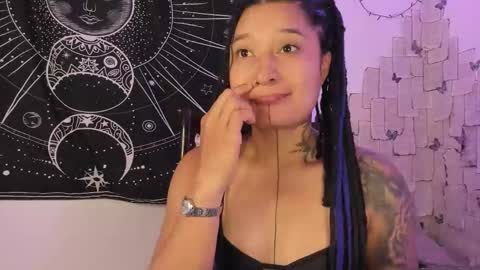 Snapshot of eva_sanderslee chatting on September 11, 6:35 am Eva online show from September 11, 6:35 am