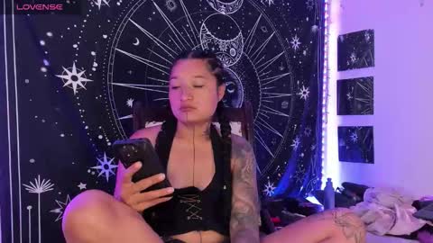 Snapshot of eva_sanderslee chatting on October 10, 7:29 am Eva online show from October 10, 7:29 am