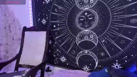 Snapshot of eva_sanderslee chatting on November 8, 8:25 am Eva online show from November 8, 8:25 am