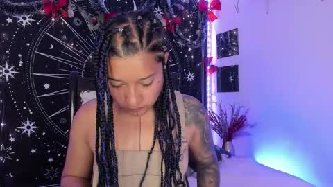 Snapshot of eva_sanderslee chatting on December 4, 8:56 am Eva online show from December 4, 8:56 am