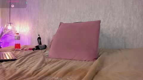 Eva online show from September 27, 3:50 pm