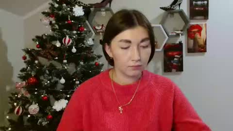 Snapshot of evachaturbatte chatting on November 19, 1:44 pm Evachaturbatte online show from November 19, 1:44 pm