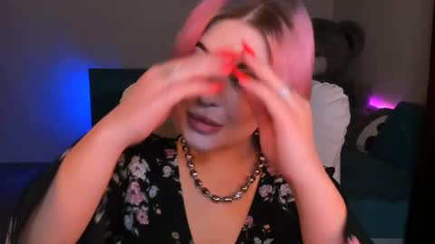 Snapshot of evaharve chatting on December 16, 10:03 pm Eva online show from December 16, 10:03 pm