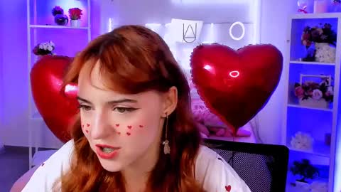 Eva  online show from February 13, 6:16 pm